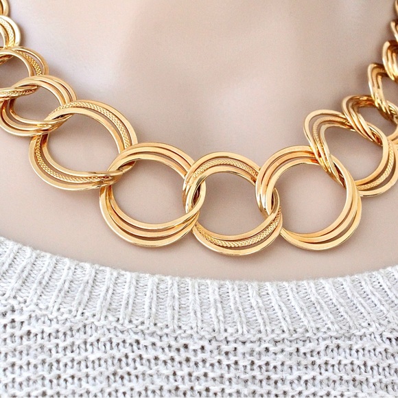 Dolce Vita 18K Gold Plated Bronze Necklace Graduated Triple Link Made in Italy - Picture 2 of 5